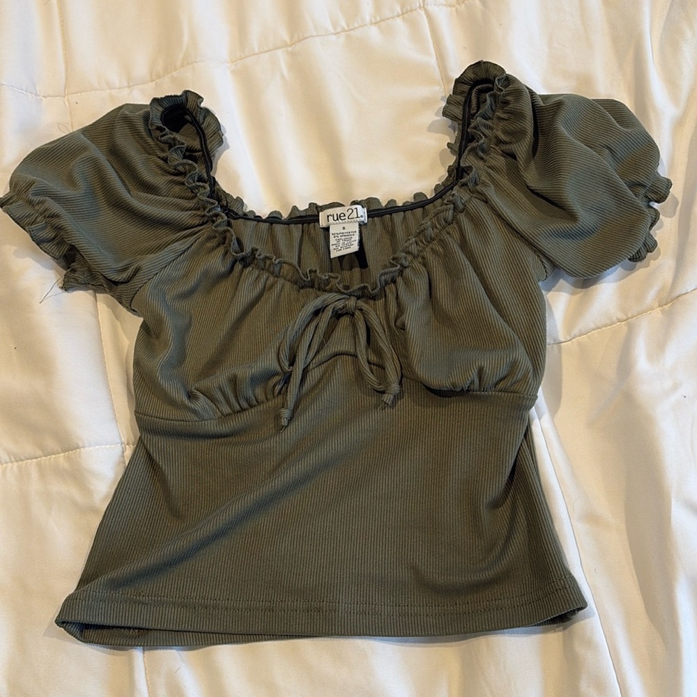 Cropped T-shirt (Green)